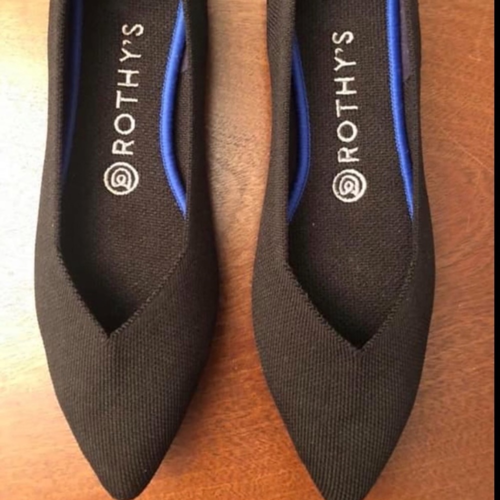 Rothys points black